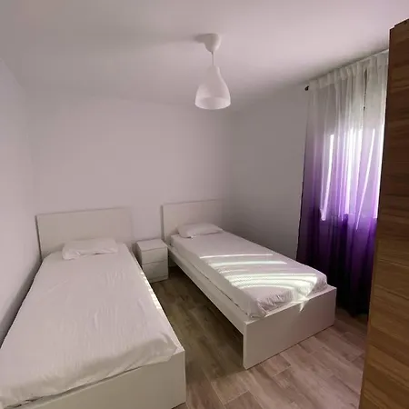 Apartment Josep Tarradellas Entire